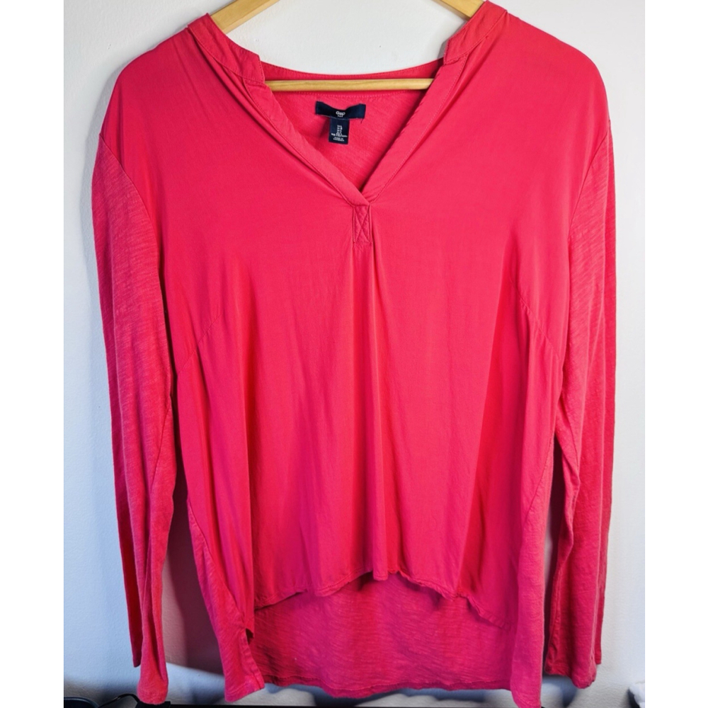 Gap Women’s Top Large Bright Pink Shirt V-Neck Lightweight Long Sleeve Long Back